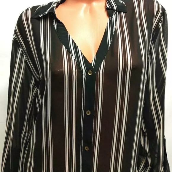 Cato black and white striped sheer button down top size 18/20w - Picture 6 of 7